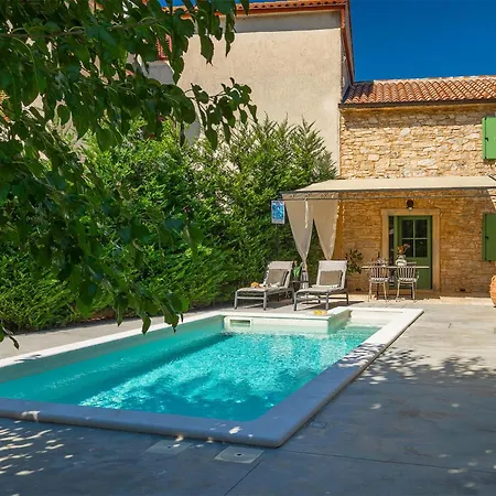 Holiday home Eglis